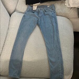 Men's Light Blue Jeans